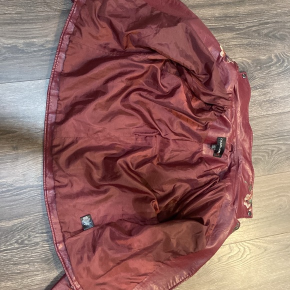 Stylish Marion jacket with lots of detail - Picture 10 of 11